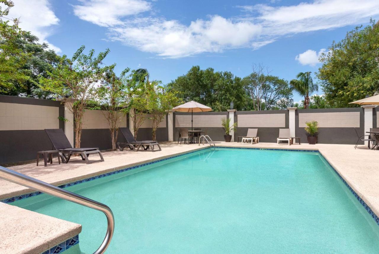 La Quinta By Wyndham Brownsville North Екстериор снимка